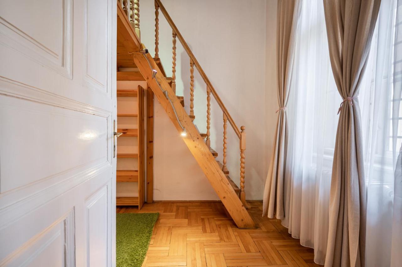 Central Lovely Rooms Budapest Eksteriør bilde